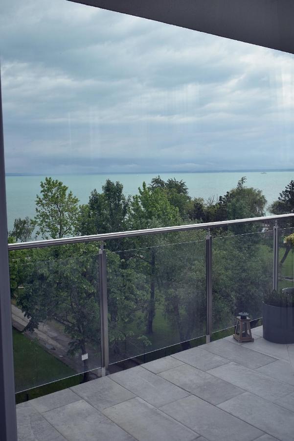 Limerence Apartments Шиофок Экстерьер фото